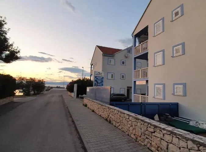 Marina Gromela Daire