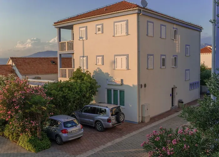 Marina Gromela Daire 3*