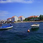 Marina Gromela 3* Mirce