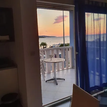 Apartment Marina Gromela Mirce