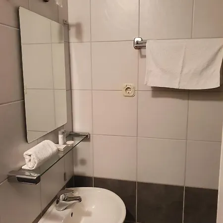 Marina Gromela 3*