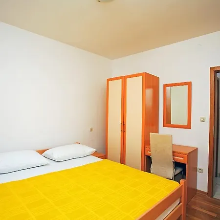 Marina Gromela Apartment 3*