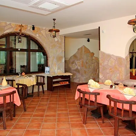 Marina Gromela Apartment