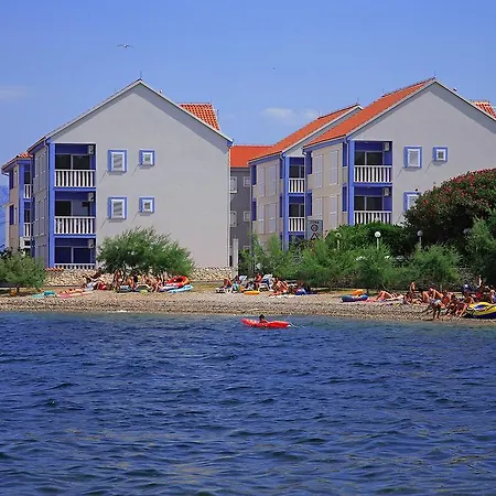 Marina Gromela Apartment Mirce