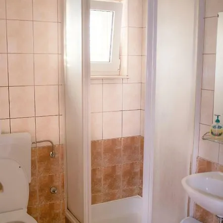 Marina Gromela Apartment Mirce