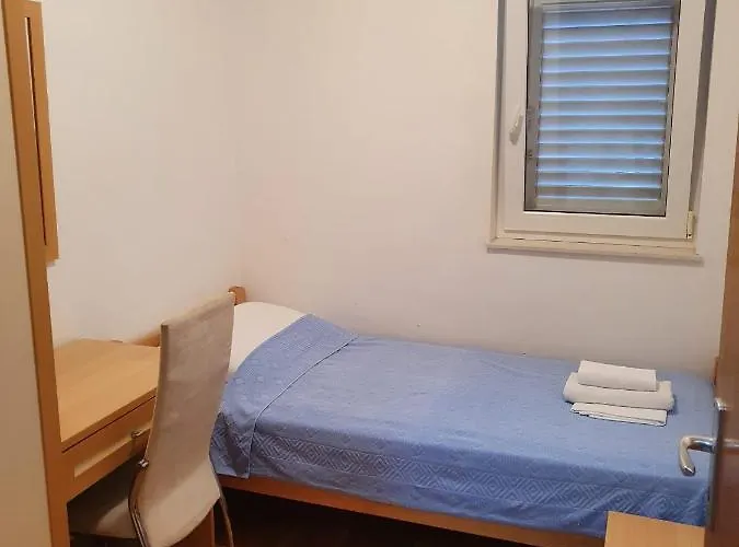 Marina Gromela Mirce